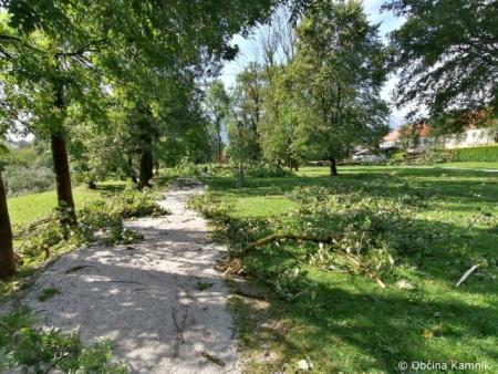 Stanje po neurja z vetrom do 21. ure (4)